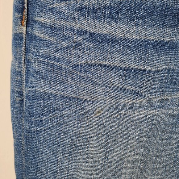 *FLAWED* Madewell Cali Demi-Boot Jeans in Bronson Wash Button-Front Edition 27 - Picture 12 of 12
